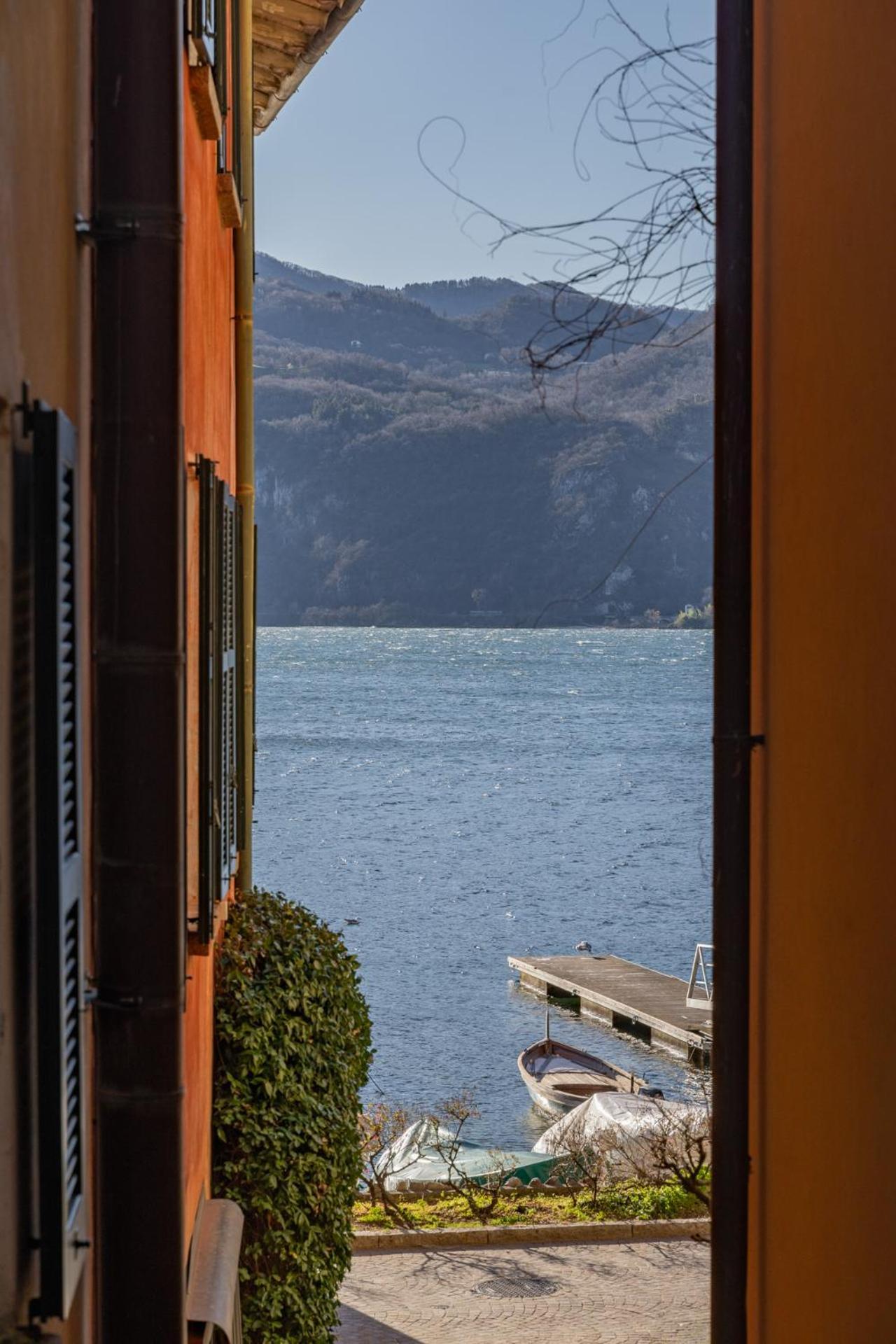 Mandello Riva Granda Apartment Mandello del Lario Bagian luar foto
